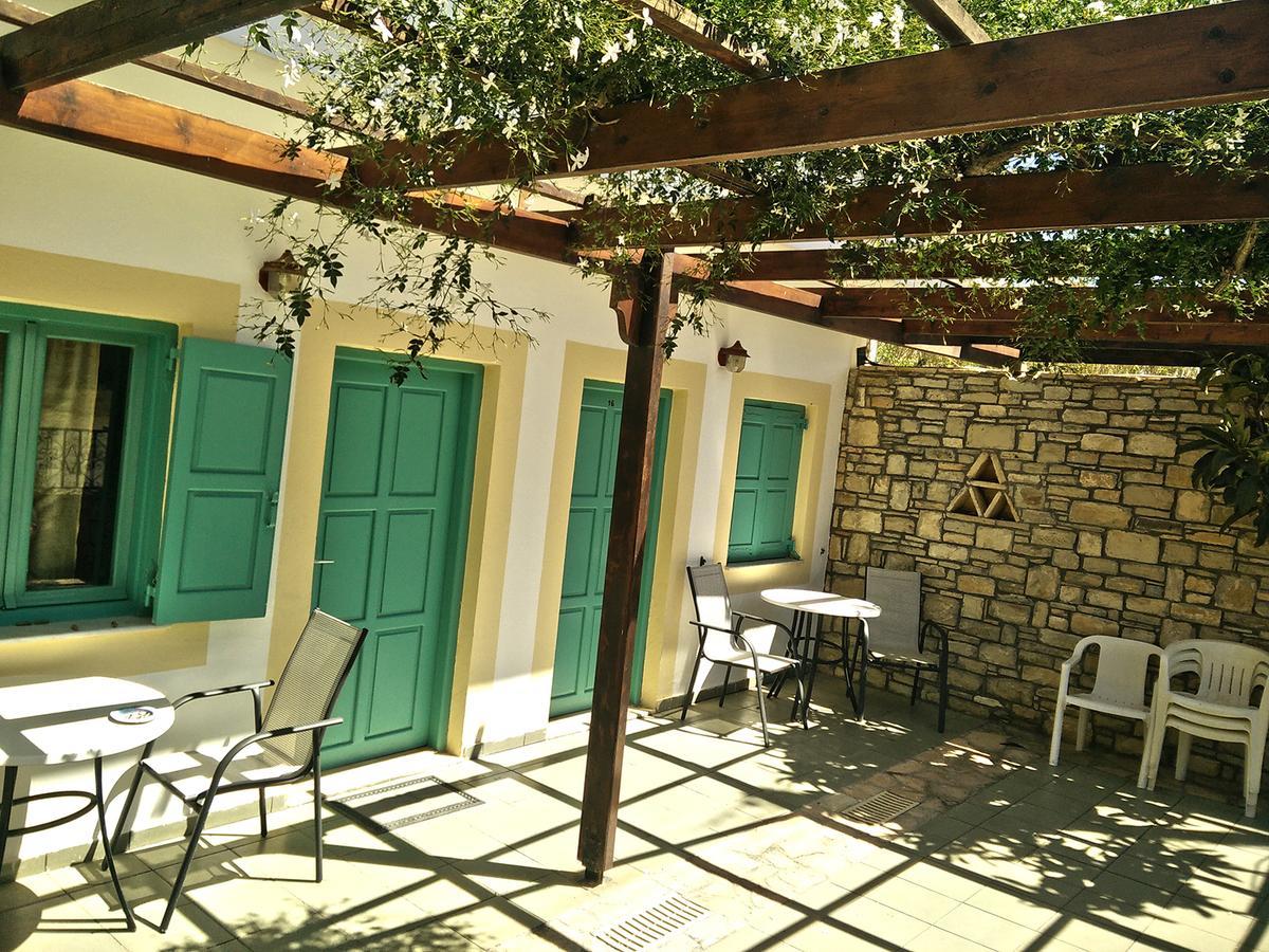 Dimitris Villa Hotel Matala Dış mekan fotoğraf
