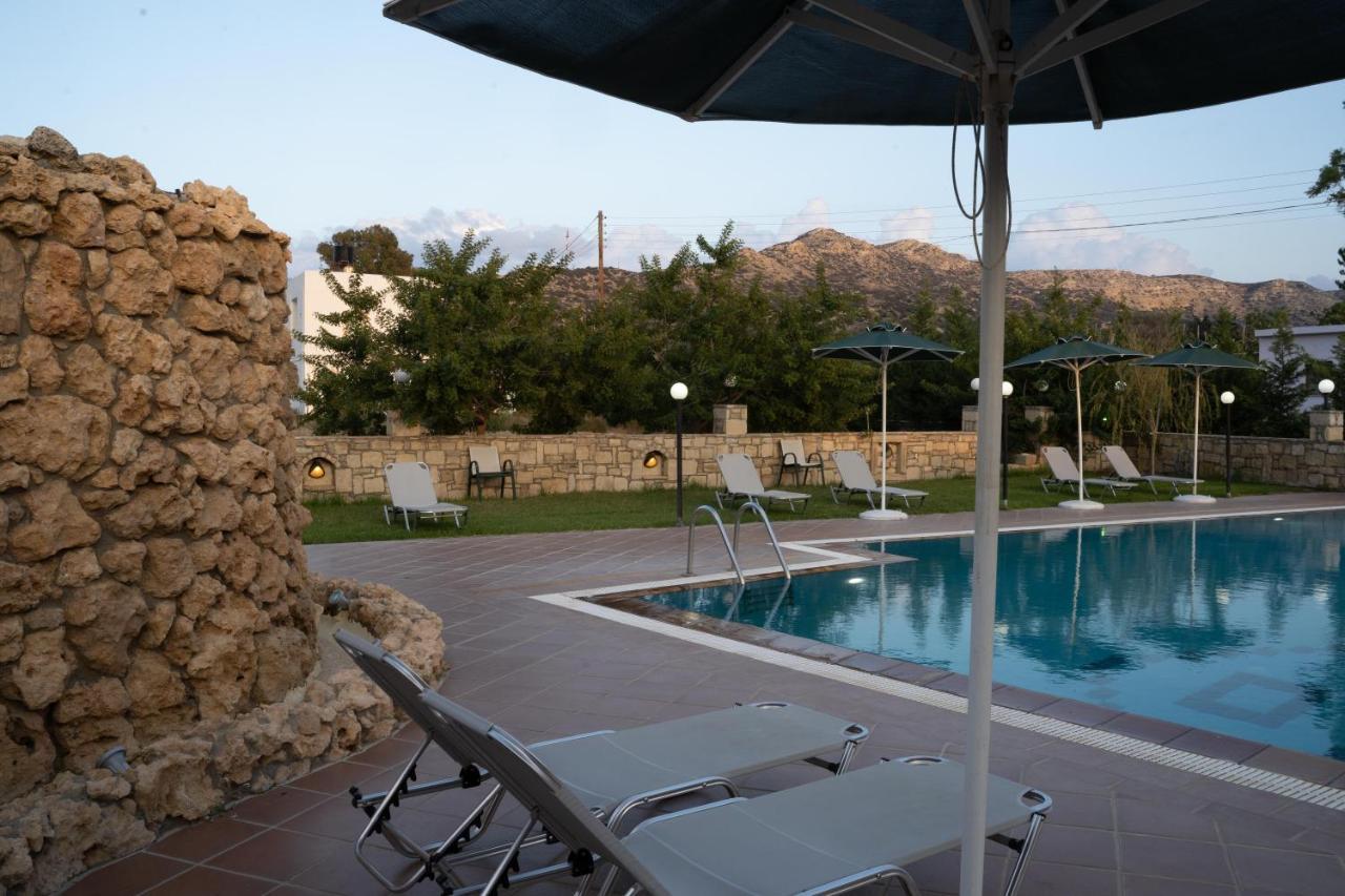 Dimitris Villa Hotel Matala Dış mekan fotoğraf