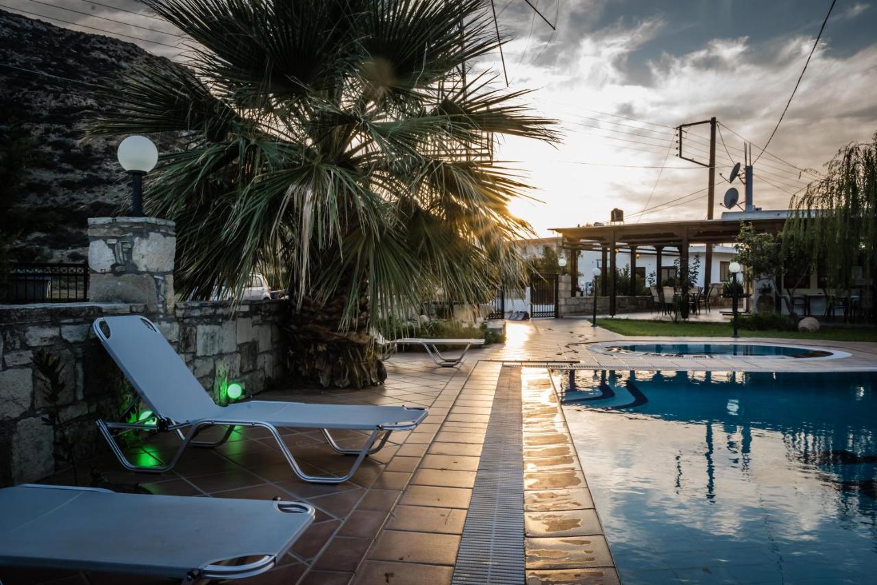 Dimitris Villa Hotel Matala Dış mekan fotoğraf